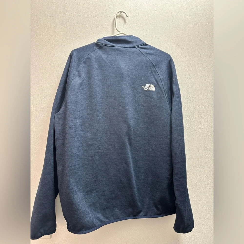 Men’s Northface half zip